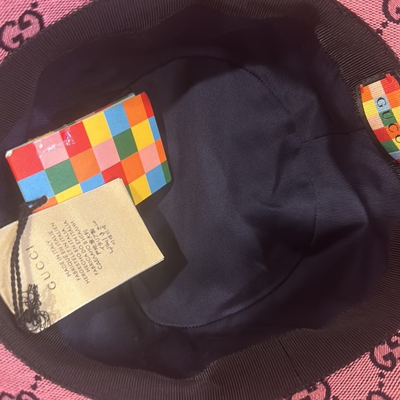 Gucci
Women's Purple Gg Multicolor Canvas Bucket Hat - Picture 11 of 17